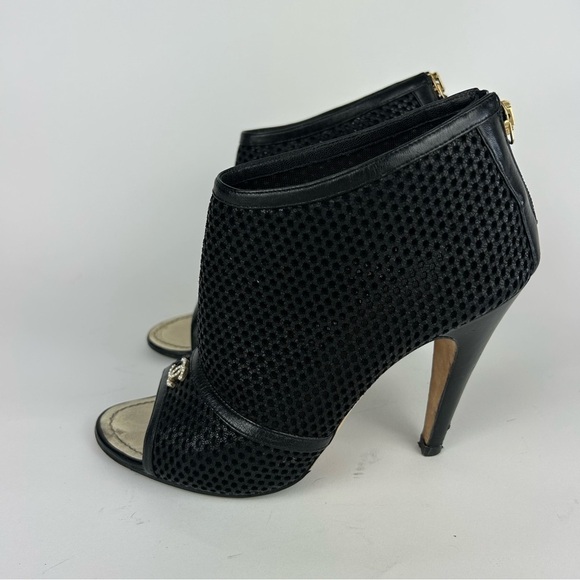 Chanel SS 2011 CC Open Toe Mesh Sandals Black Size 39.5 - Picture 5 of 11